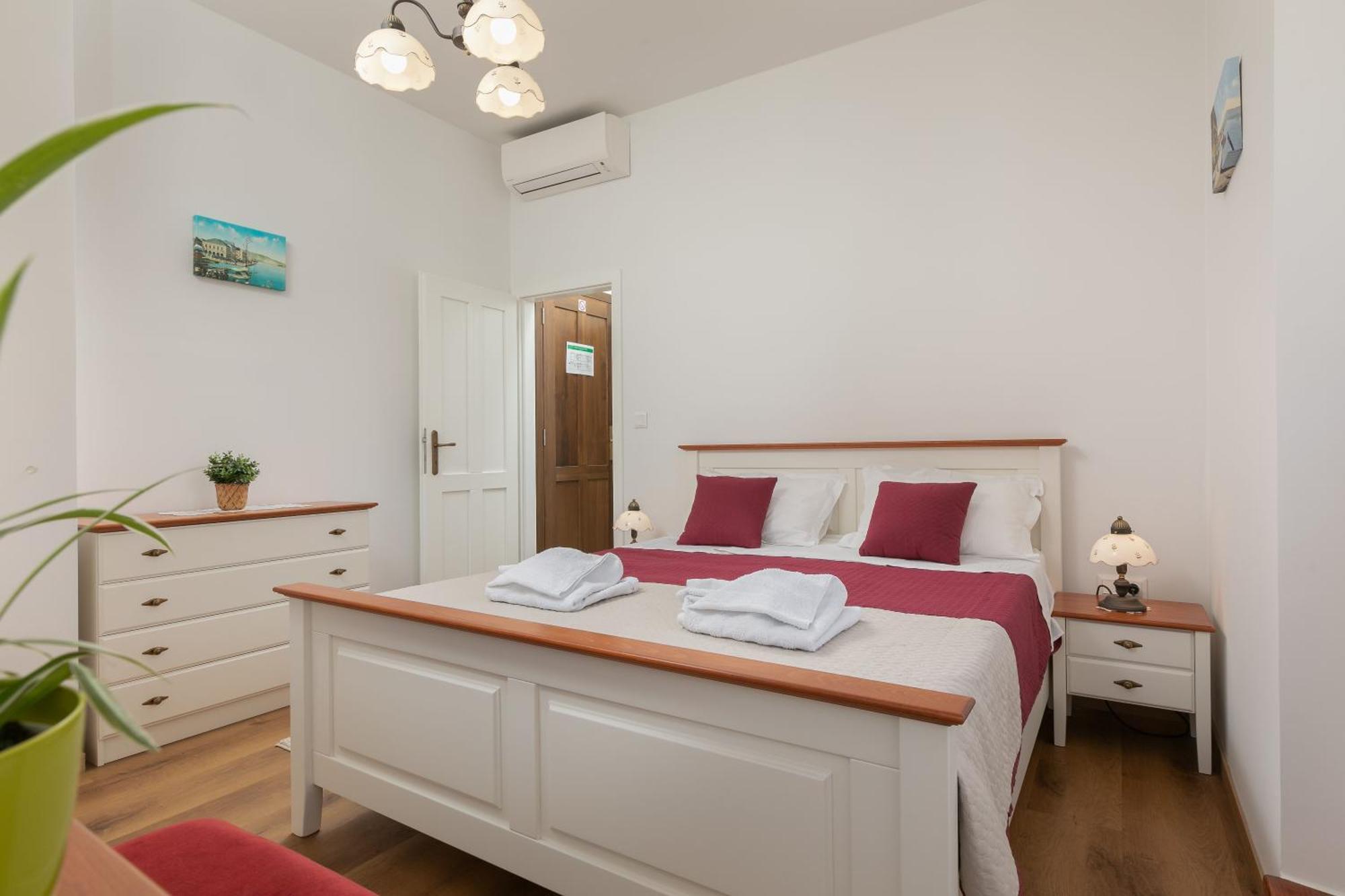 Ancora Faros Apartment Stari Grad  Cameră foto