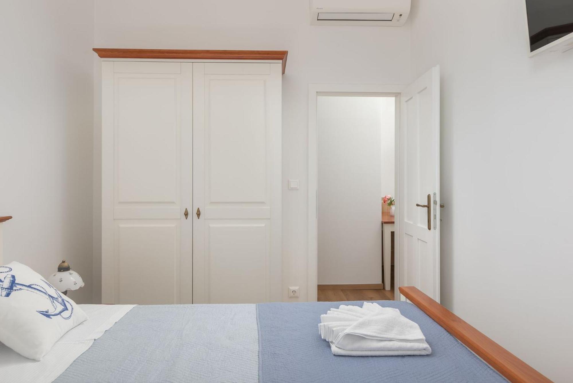 Ancora Faros Apartment Stari Grad  Cameră foto