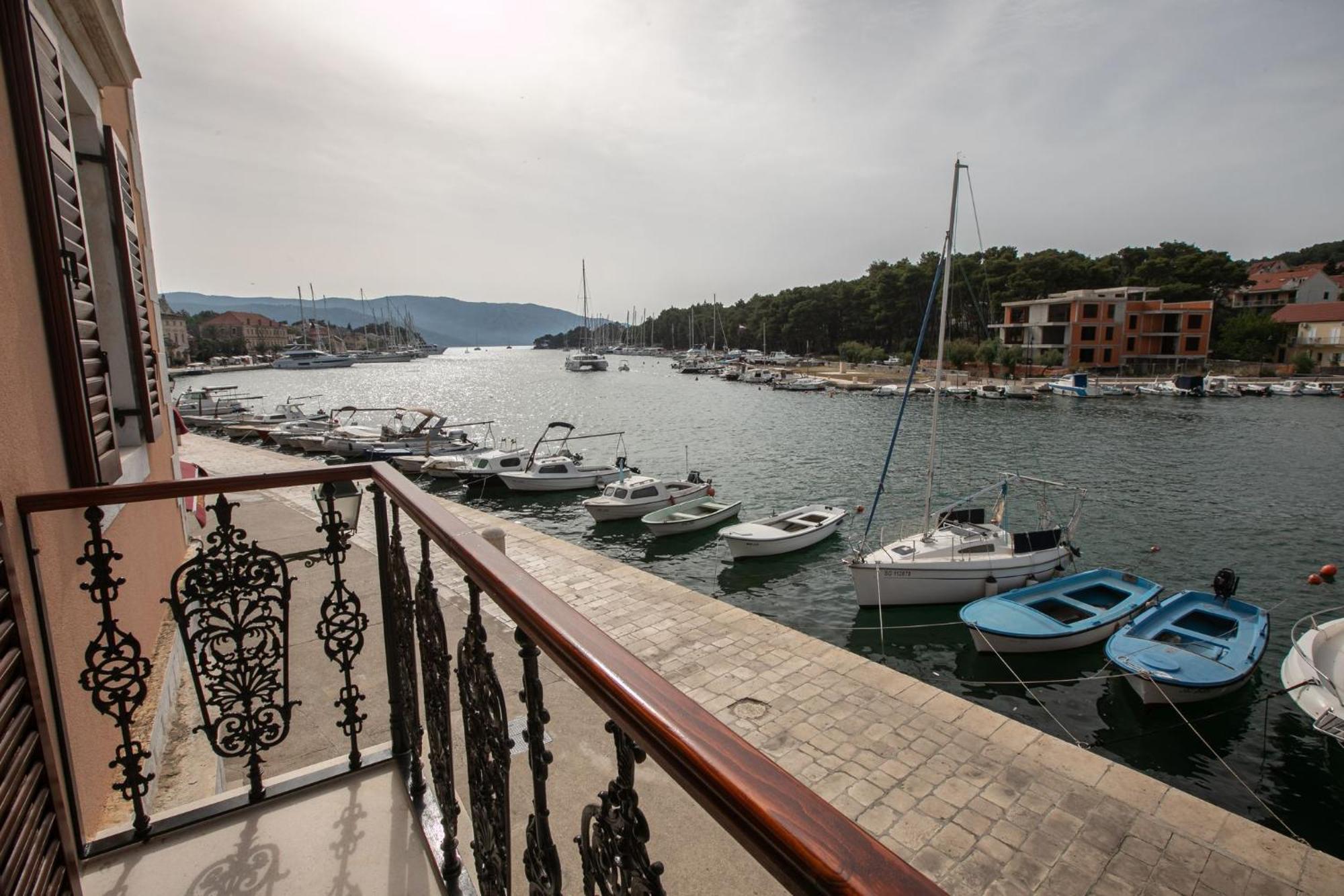 Ancora Faros Apartment Stari Grad  Cameră foto